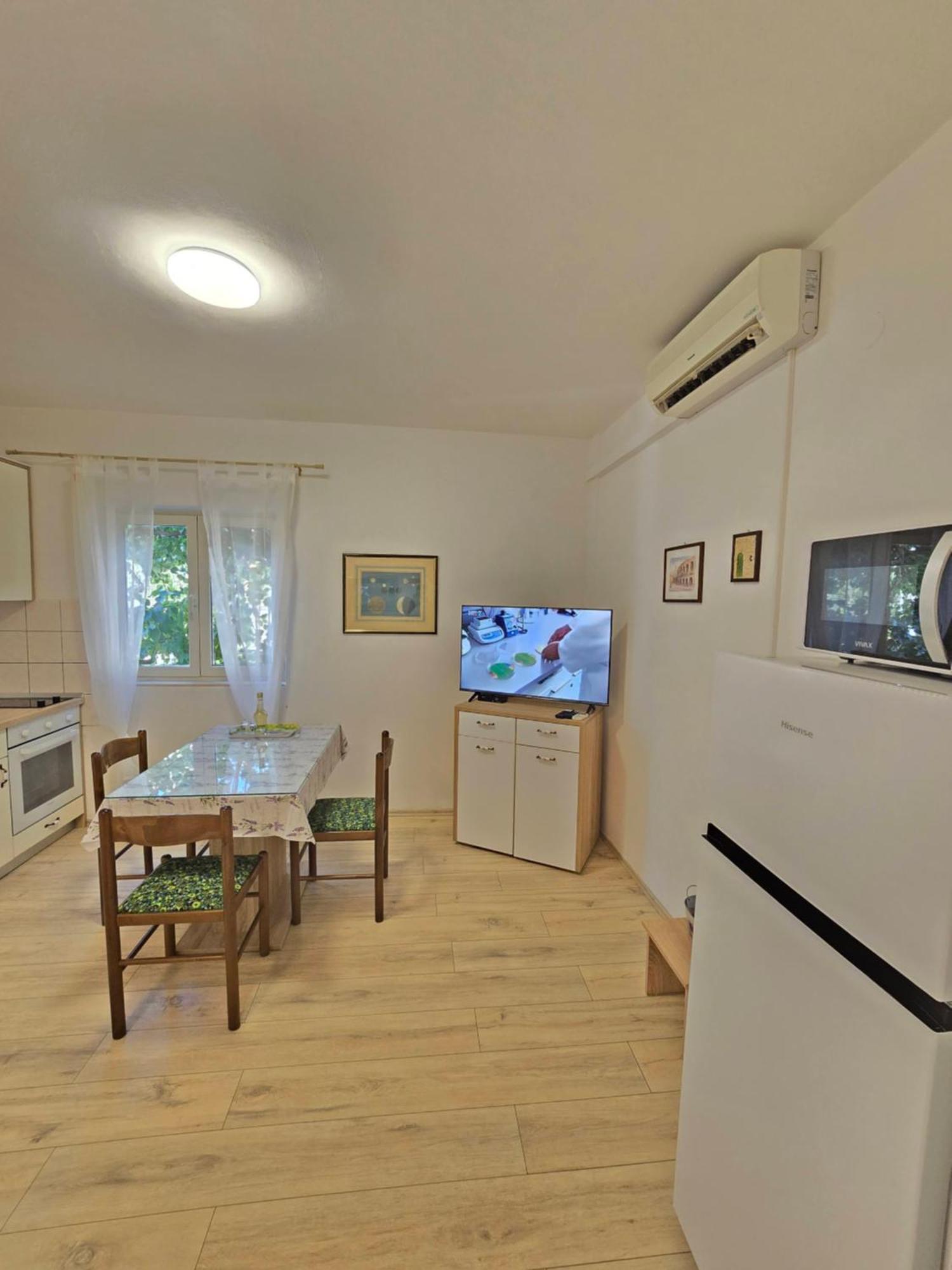 Apartments Vodice Olga Matic Eksteriør bilde