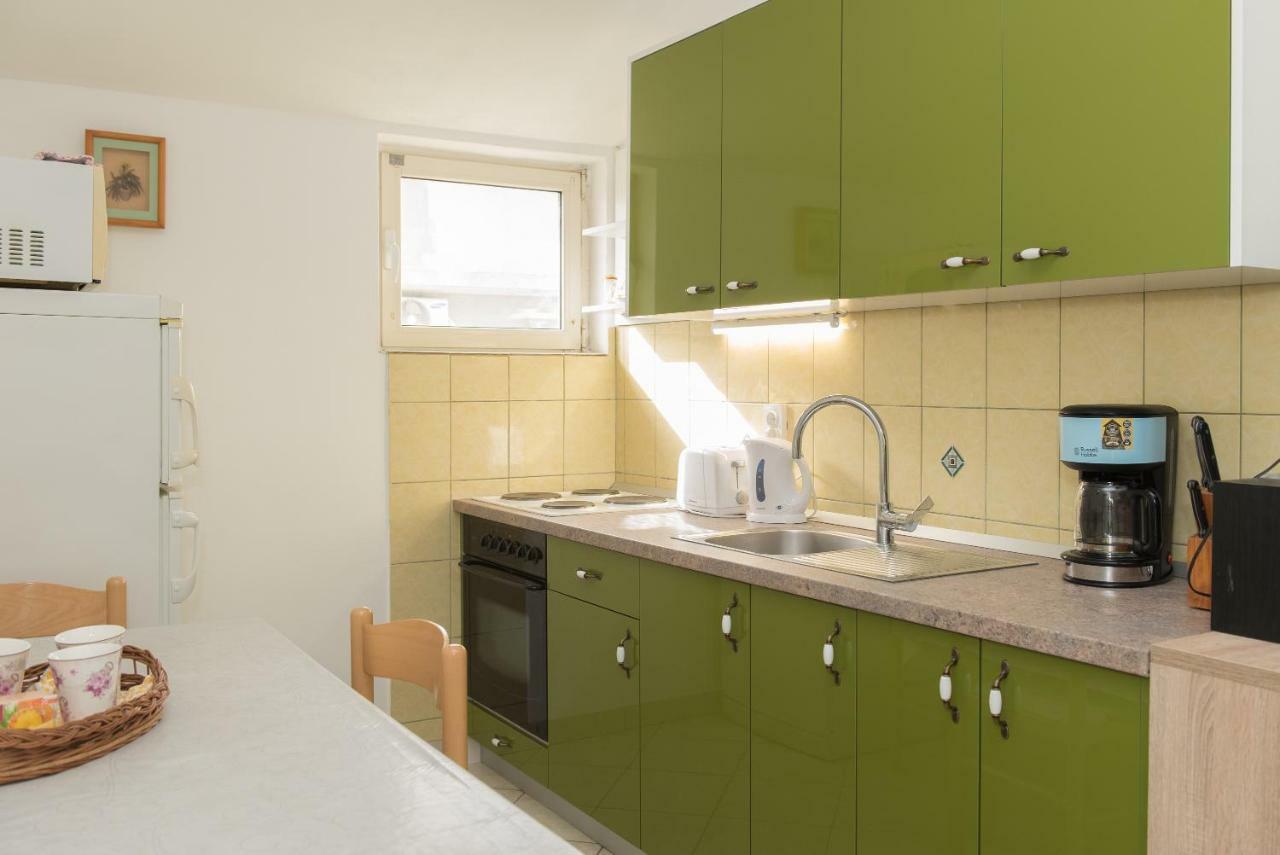 Apartments Vodice Olga Matic Eksteriør bilde